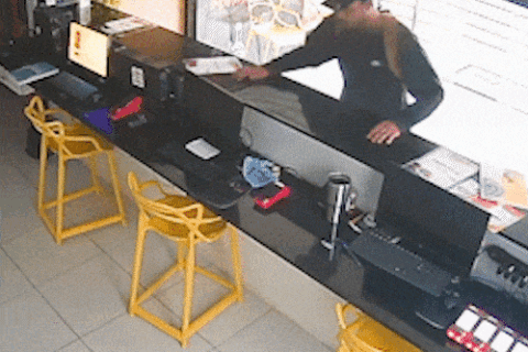 De água e biscoito a R$ 48: homem é preso duas vezes em seis dias