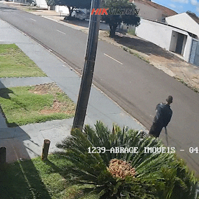 Bombeiro atira em suspeito de furtar câmera de segurança no Ipiranga
