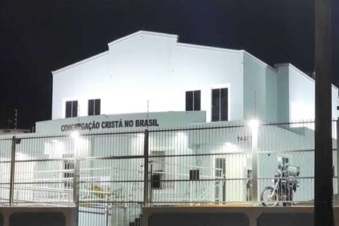 Homem em surto invade igreja e causa prejuízo de 22 mil reais em Campo Grande