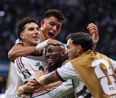 México vence República Tcheca e elimina rival da Copa