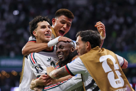 México vence República Tcheca e elimina rival da Copa