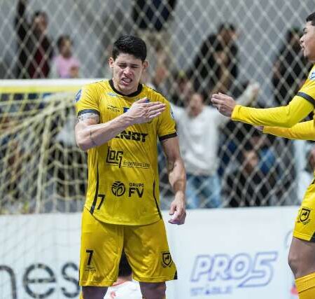 Time de MS vence na prorrogação e avança às quartas da Liga de Futsal