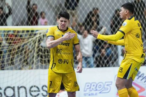Time de MS vence na prorrogação e avança às quartas da Liga de Futsal