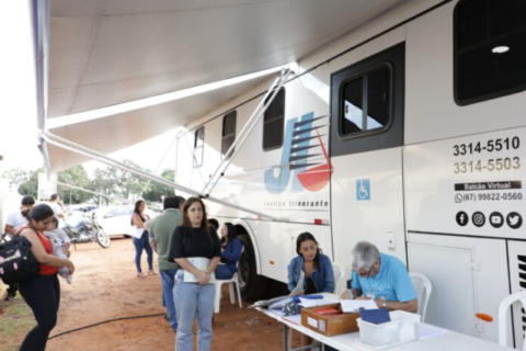 Bairros recebem serviço gratuito para divórcio, pensão e acordos