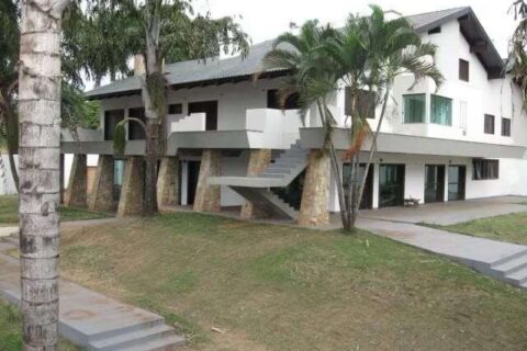 Galera não perdoa oferta de casa a R$ 11 milhões e post vira piada