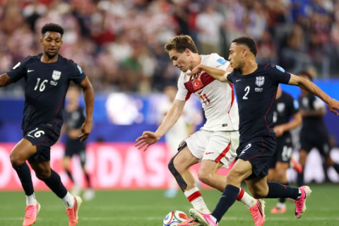 Vitória sobre os EUA não evita eliminação da Turquia na Copa