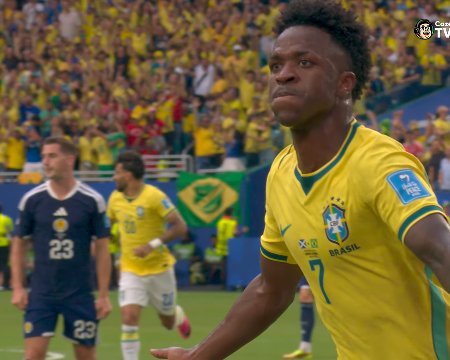 Vini Jr. rouba bola e faz o segundo, mas arbitragem anula gol
