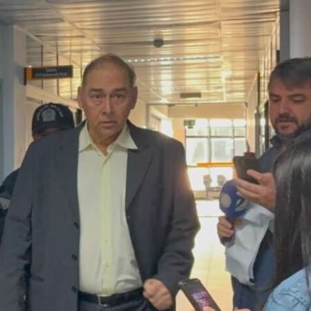 Alcides Bernal é levado para Santa Casa após passar mal em presídio