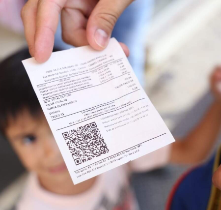 Três consumidores vão dividir R$ 100 mil da Nota Premiada em sorteio de julho