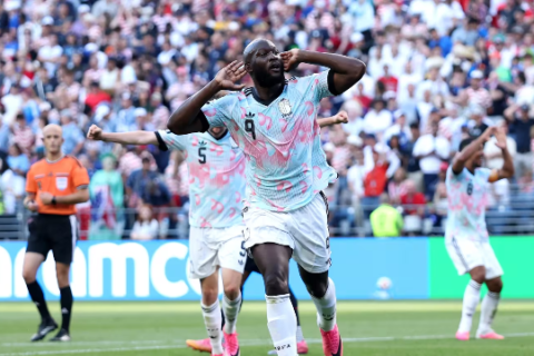 Bélgica goleia os Estados Unidos e avança às quartas da Copa do Mundo