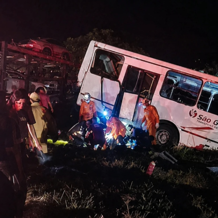 Motorista de ônibus diz que fugiu por medo ao se apresentar à polícia