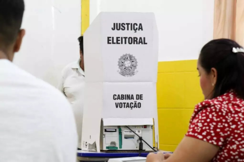 Duas das 79 cidades de MS têm mais eleitores que moradores