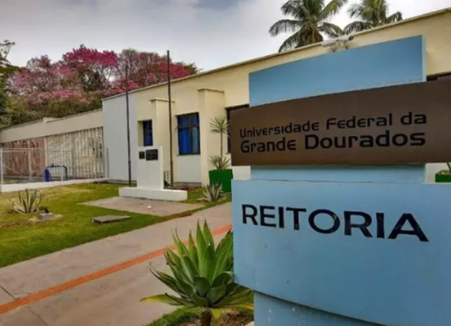 UFGD está com matrículas abertas para cursos de Inglês e Espanhol