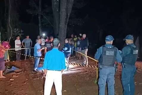 Homem é condenado a 36 anos por matar companheira com foice na frente dos filhos