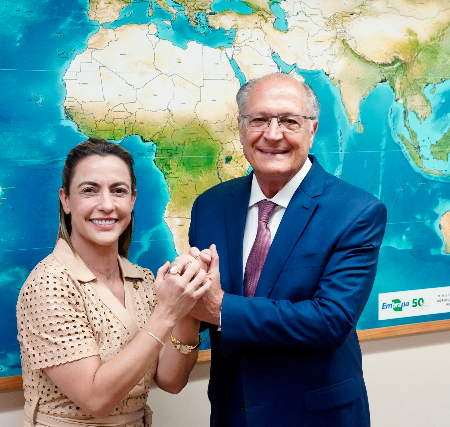 Soraya mantém candidatura ao Senado e descarta vaga de suplente de Vander