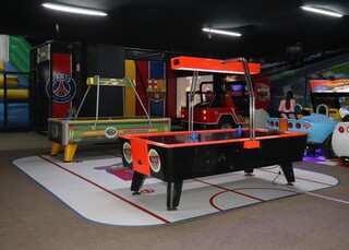 Parque indoor une dinossauros, infláveis e games para toda a família Parque indoor une dinossauros, infláveis e games para toda a família