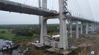 Na lama, expedições abriram caminho para ponte que agora une Brasil e Paraguai