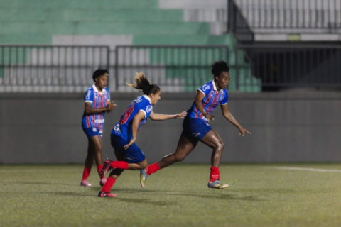 Bahia vence Botafogo e amplia sequência invicta no Brasileirão