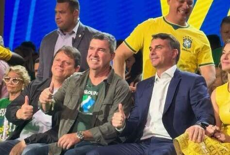 Para Riedel, candidatura de Flávio Bolsonaro marca momento histórico