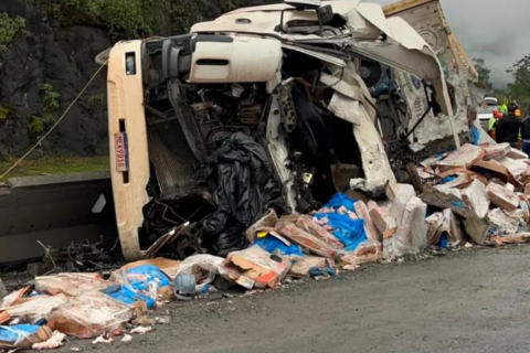 Campo-grandense morre em acidente com carreta na BR-277