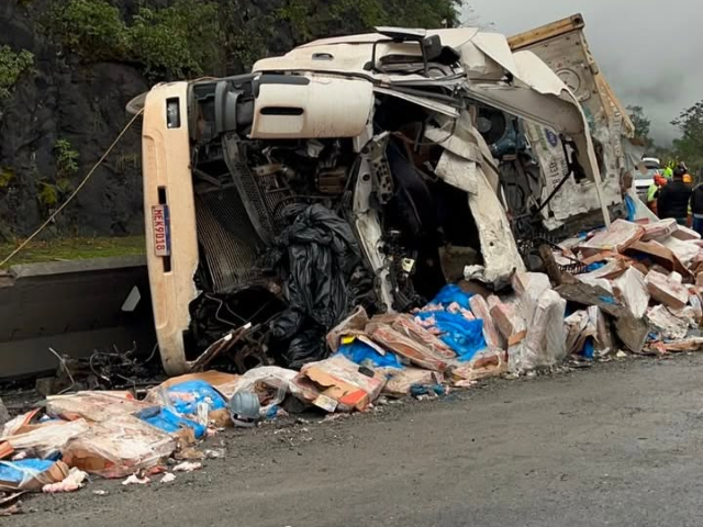 Campo-grandense morre em acidente com carreta na BR-277