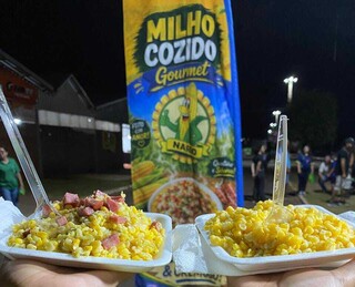 Gourmetizaram até o milho de praia e a ideia fez sucesso nas feiras Gourmetizaram até o milho de praia e a ideia fez sucesso nas feiras