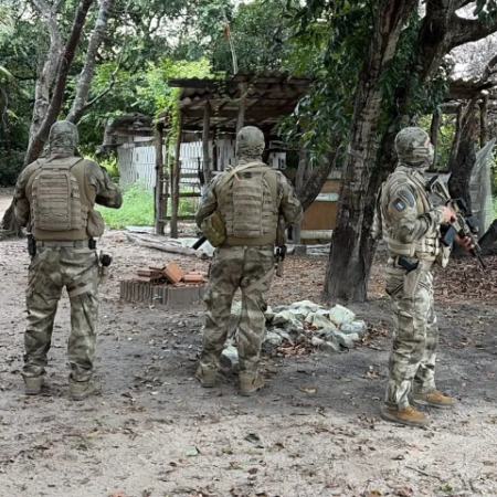 Operação contra tráfico e lavagem de dinheiro cumpre mandados em MS