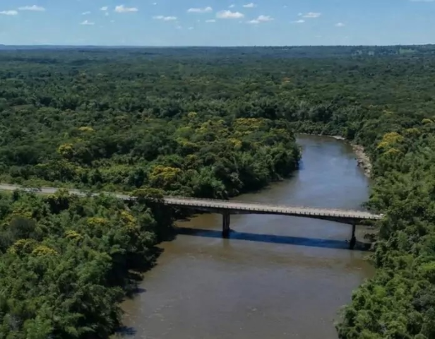 Ponte sobre o Rio Miranda volta a receber veículos acima de 10 toneladas