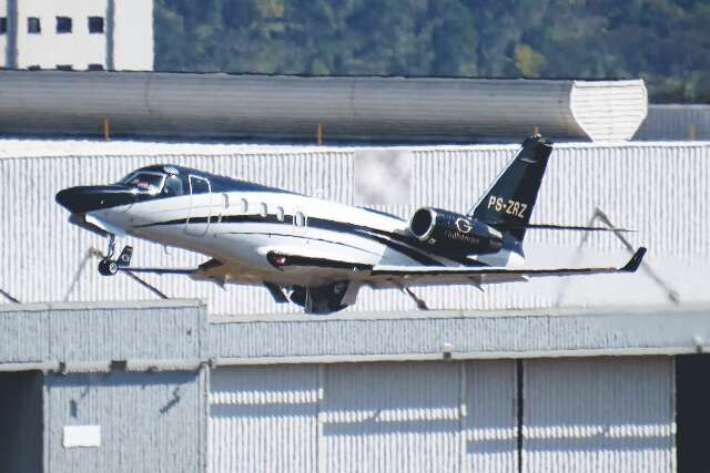Ouro ilegal é apreendido em avião ligado a empresário de MS