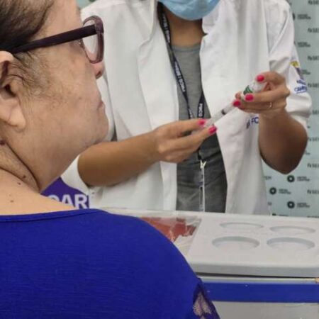 Até às 20h, shopping da Capital terá plantão com 17 vacinas disponíveis