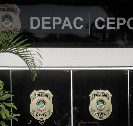 Homem é assassinado a facadas em frente a hotel na antiga rodoviária