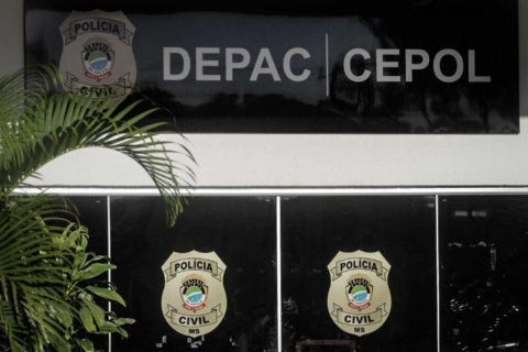 Homem é assassinado a facadas em frente a hotel na antiga rodoviária