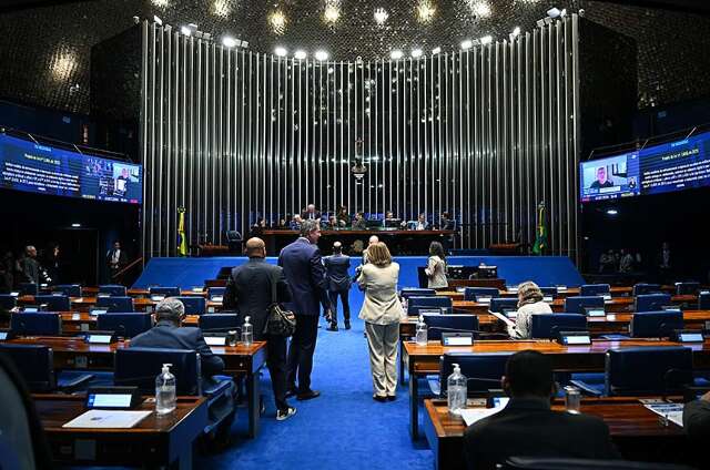 Senado aprova débito automático para pagamento de pensão alimentícia