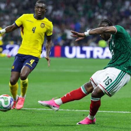 México vence Equador e avança às oitavas da Copa após vitória por 2 a 0