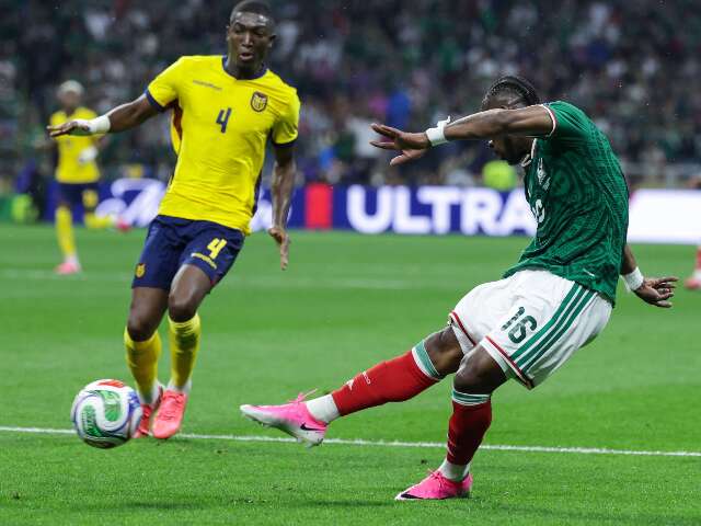 México vence Equador e avança às oitavas da Copa após vitória por 2 a 0