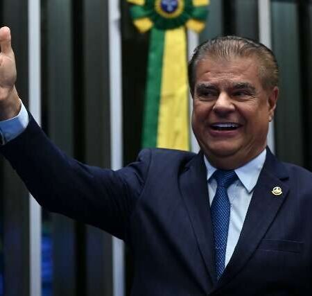 Nelsinho rebate ataque ao voto feminino: “Mulher não precisa de permissão”