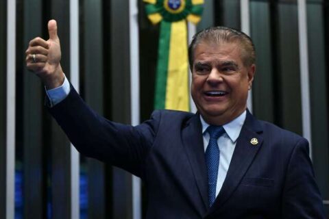 Nelsinho rebate ataque ao voto feminino: “Mulher não precisa de permissão”