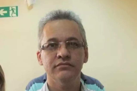 Justiça nega prisão domiciliar a delegado condenado a 49 anos