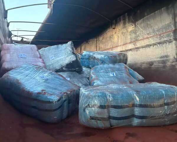 Carga de 434 kg de droga é apreendida em minério que seguia para Minas Gerais