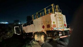 Jovem de 19 anos morre ao bater carro em caminhão na BR-262