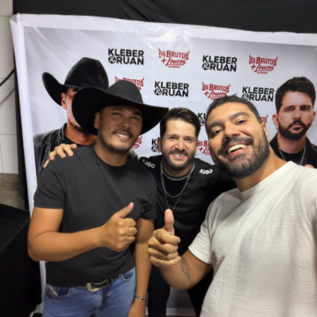 Em clima de boteco, Kleber e Ruan gravam primeiro DVD no Tiradentes