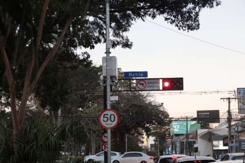 Novos radares começam a multar motoristas a partir desta quarta