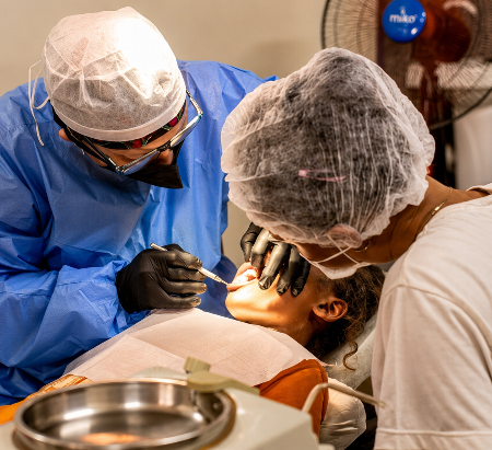 Campanha arrecada insumos hospitalares para missão humanitária em Madagascar