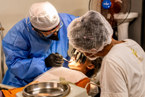 Campanha arrecada insumos hospitalares para missão humanitária em Madagascar