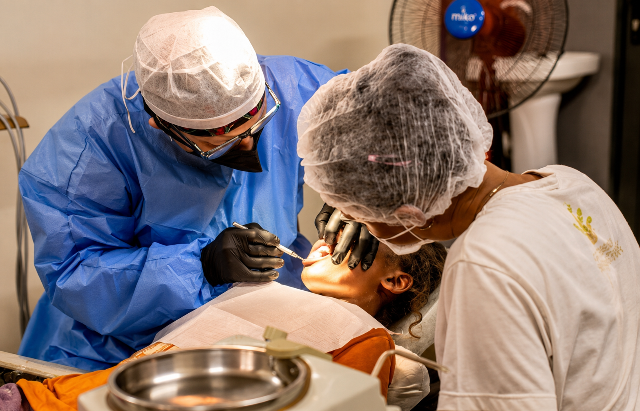 Campanha arrecada insumos hospitalares para missão humanitária em Madagascar