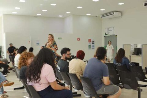 Além de transexuais, pessoas não binárias também podem mudar nome na certidão