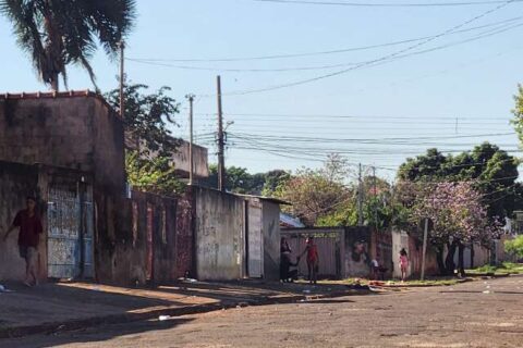 “Tem que se fazer de cega, muda e surda”, diz moradora sobre violência na Nhanhá