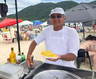 Gourmetizaram até o milho de praia e a ideia fez sucesso nas feiras Gourmetizaram até o milho de praia e a ideia fez sucesso nas feiras