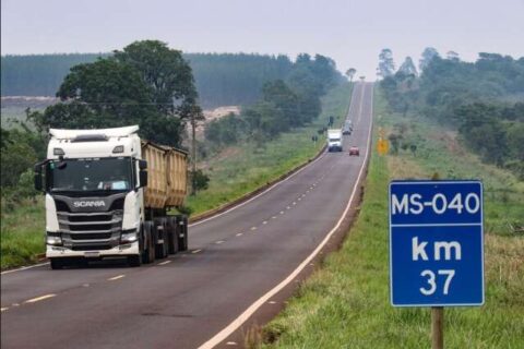 Governo assina contrato de R$ 80,3 milhões para 23 km de asfalto na MS-040
