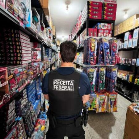 Depósito que abastecia lojas da Capital escondia R$ 1 milhão em mercadorias
